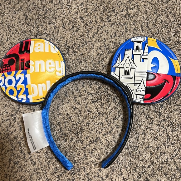 Mickey Mouse Ears- Walt Disney World - Picture 5 of 5